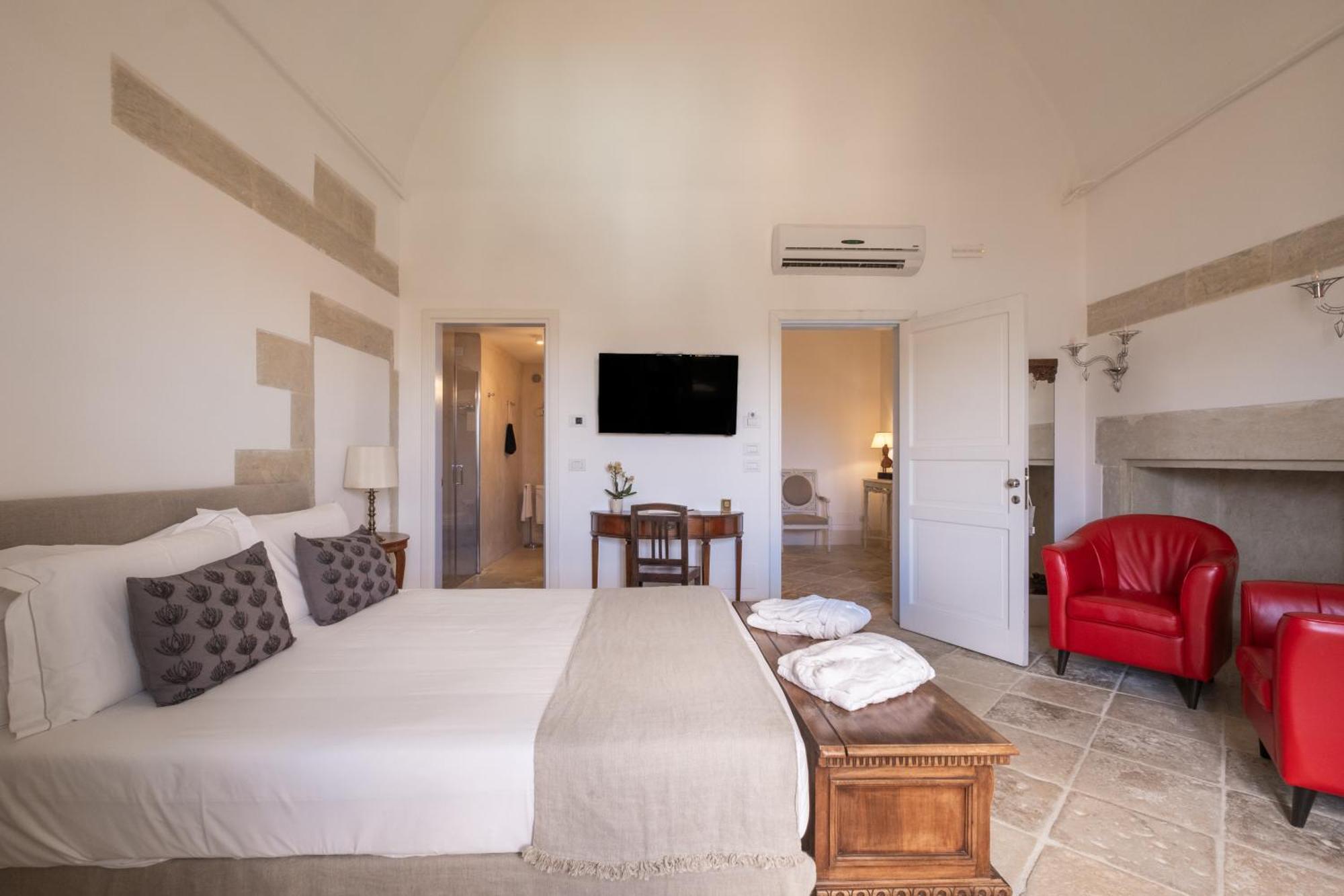 Palazzo Ducale Venturi - Luxury Hotel & Wellness Минервино-ди-Лечче Экстерьер фото